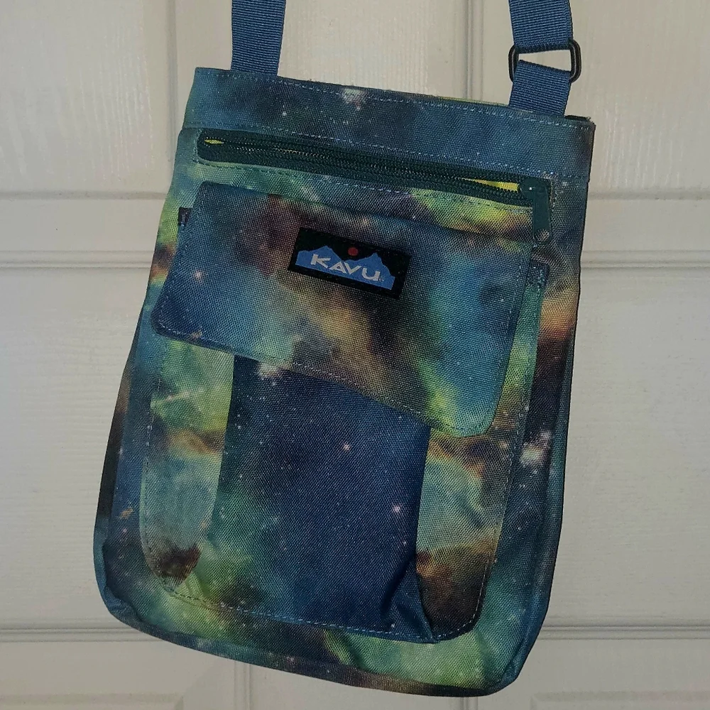 Kavu Cosmic Print Messenger Bag - Picture 1 of 8